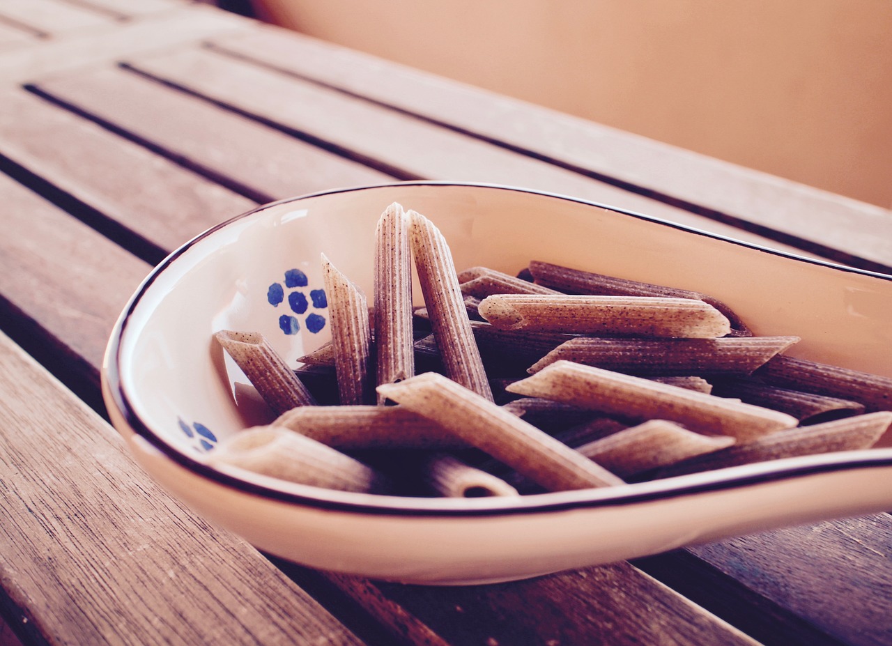 味千拉面店装修风格，融合传统与现代，打造独特美食空间